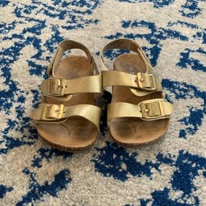 4/$20 Gold Old Navy toddler sandals, 12-18 months